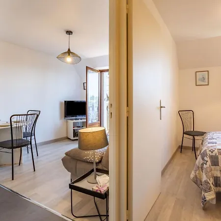 Apartment Le Vieux Pressoir By Interhome