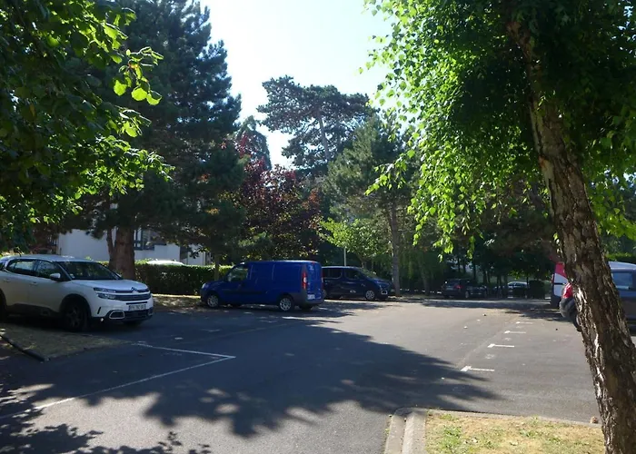 Le Vieux Pressoir By Interhome Villers-sur-Mer